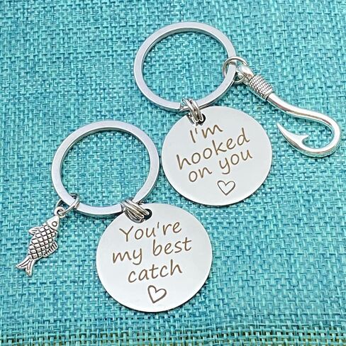 Couple Keychain Set for Boyfriend Girlfriend Husband Wife I'm Hooked on You You're My Best Catch Key Chain for Women men Valentines Day Wedding Christmas Birthday Gift Anniversary Jewelry for Lovers in Saudi Arabia