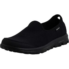 حذاء المشي Go Walk سهل الارتداء للسيدات من Skechers Performance