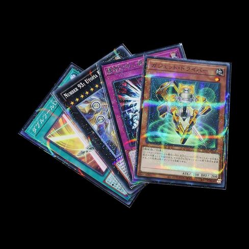 100 قطعة من حافظة بطاقات التحميل العلوية للبطاقات الرياضية الواقية من بيني لحماية جيب بطاقة التداول (65 × 90 مم، نقاط) in Kuwait