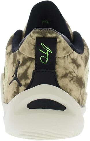 Nike Tatum 1 Little Kids' Shoes (DX5357-200, Fossil/Sesame/Electric Green/Black) Size 3 in Kuwait