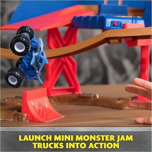 مجموعة ألعاب Monster Jam، Supercharge Speedway، Megalodon وEl Toro Loco، شاحنات وحشية مصبوبة، ألعاب Light Up World Finals Track للأطفال للأولاد من عمر 3 سنوات فما فوق in Saudi Arabia