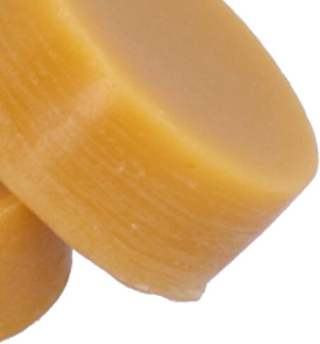 60 قطعة من شمع العسل الأصفر النقي من توجيت، مكعبات شمع مستديرة ومكيفات خيط شمع العسل للشموع والأثاث والعناية بالخشب الطبيعي والمشروعات اليدوية in Kuwait