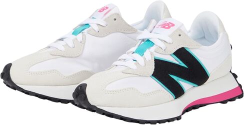 حذاء رياضي نسائي من New Balance 327، رمادي/زيتوني، 8.5 متوسط ​​أمريكي in Kuwait
