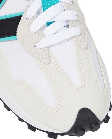 حذاء رياضي نسائي من New Balance 327، رمادي/زيتوني، 8.5 متوسط ​​أمريكي in Kuwait