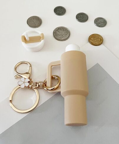 إكسسوارات سلسلة مفاتيح صغيرة لكوب ستانلي، حلية مفاتيح لطيفة على شكل كوب للنساء وحقيبة يد وحقيبة ظهر in Kuwait