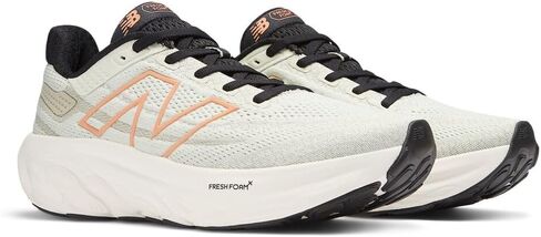 حذاء جري نسائي من New Balance W1080V13، نعناعي طبيعي/نحاسي/أسود، مقاس 8 عرض in Saudi Arabia