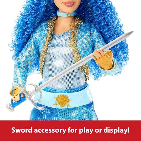 Mattel Disney Descendants: دمية وإكسسوارات The Rise of Red Fashion - الأميرة كلوي تشارمينغ، ابنة سندريلا مع ملابس مستوحاة من الفيلم وسيف in Saudi Arabia