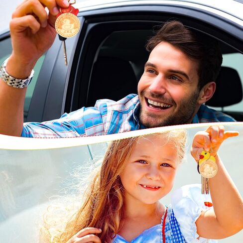 60 قطعة من بطاقات خشبية من البط المطاطي والخيوط، مجموعة من البط المطاطي الصغير الملون، بط مطاطي صغير مع علامات خشبية مستديرة من أجل لعبة البط، هدايا لحفلات استقبال المولود الجديد (نمط حيوي) in Kuwait