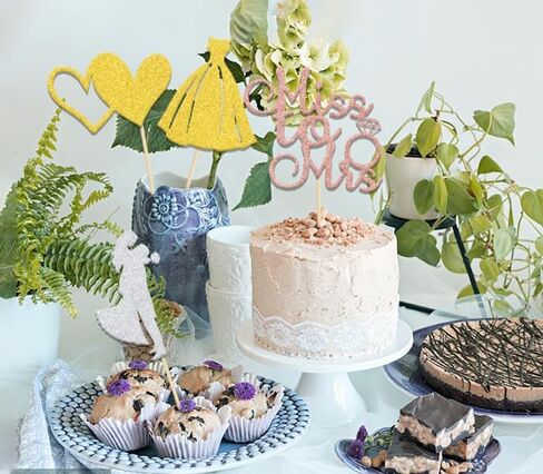 عصي مركزية من Miss to Mrs، ديكورات حفلات الزفاف، ديكور حفلات خطوبة الزفاف، أغطية طاولات Miss to Mrs مع مستلزمات حفلات العزوبية على شكل قلب وردي وذهبي وفضي وذهبي 12 قطعة in Kuwait