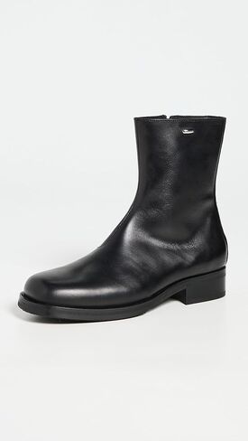 أحذية كاميون للرجال in Kuwait