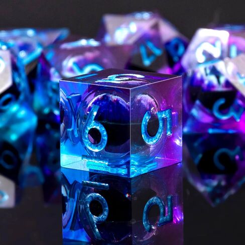 YEMEKO Beholder's Eye DND Dice - مجموعة نرد مصنوعة يدويًا بحافة حادة من عين التنين السائلة الأساسية للأبراج المحصنة والتنينات Ttrpg، لعب الأدوار من الراتنج متعدد السطوح RPG (أزرق أرجواني in Saudi Arabia