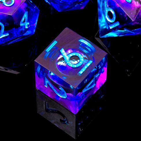 YEMEKO Beholder's Eye DND Dice - مجموعة نرد مصنوعة يدويًا بحافة حادة من عين التنين السائلة الأساسية للأبراج المحصنة والتنينات Ttrpg، لعب الأدوار من الراتنج متعدد السطوح RPG (أزرق أرجواني in Saudi Arabia