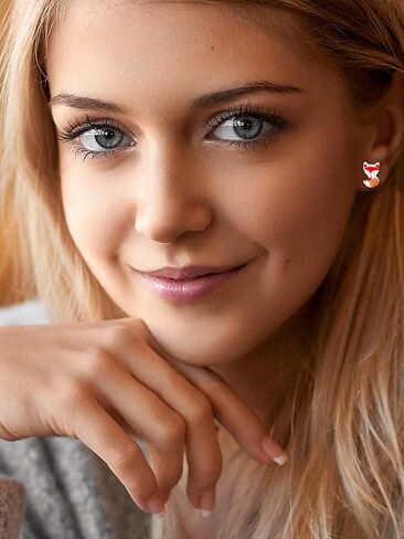 20 زوجًا من الأقراط اللطيفة للفتيات لصالح حلوى الحيوانات والفاكهة على شكل قلب وأقراط لطيفة للفتيات أقراط ثقب الأميرة للعب مجوهرات الحفلات in Saudi Arabia