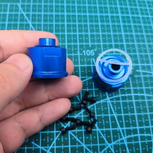 2 قطعة حامل تفاضلي من الألومنيوم لـ Traxxas Revo Erevo Slash 4X4 XO-1 E-Maxx T-Maxx Stampede 4x4 Rally VXL 4-Tec 2.0 Telluride 4X4 3978 5383 أجزاء مطورة باللون الأزرق in Kuwait