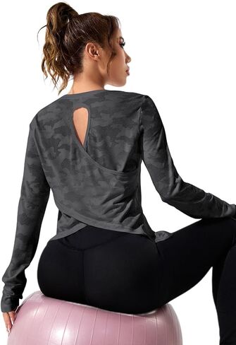 تي شيرت SweatyRocks نسائي طويل الأكمام للتمرينات الرياضية وملابس رياضية متقاطعة من الخلف لليوجا الرياضية in Kuwait