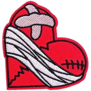 Red Broken Heart Patch Red Embroidered Applique Iron On Sew Punk Style Shape Sticker Badge Decoration for Bags Jackets Jeans Clothes DIY Embroidered Appliqué Patches Appliques