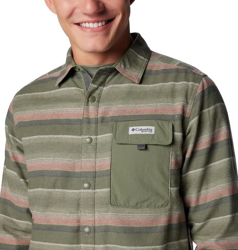 Columbia Men's PFG Uncharted Over Shirt in Saudi Arabia