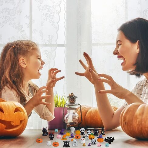 Chunful 30 Pcs Mini Resin Figures Halloween Miniatures Figures Pumpkin Ghost Skull Miniatures Bulk for Halloween Party Favors Bag Fillers Garden Dollhouse Decor in Saudi Arabia