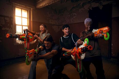 XShot Insanity HorrorFire Dread Hammer by Zuru with 48 Darts, Air Pocket Technology Darts and Dart Storage, Outdoor Toy for Boys and Girls, Teens and Adults in Kuwait
