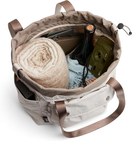 حقيبة Bellroy Cinch (حقيبة حمل خفيفة الوزن سعة 16 لترًا مع تنظيم خارجي، وجيوب منبثقة، وممر للأمتعة، وإغلاق برباط سهل) - الشوفان in Kuwait