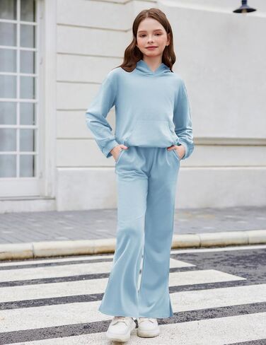 Arshiner Girls 2 Piece Outfits Sweatsuits Sets Kangaroo Pocket Long Sleeve Hooded Sweatshirt with Flare Sweatpants Sets in Kuwait