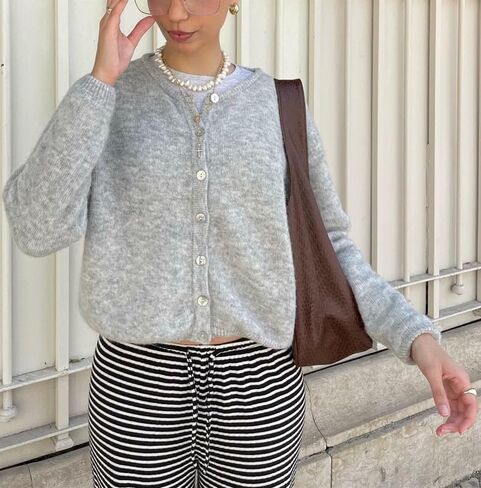 Women's Casual Cardigan Sweater Button Down Crewneck Soft Knit Lightweight Going Out Pullover Tops in Saudi Arabia