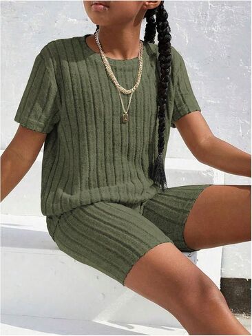 WDIRARA Girl's 2 Piece Texture Stripes Short Sleeve Round Neck Clothing Set with Shorts in Saudi Arabia