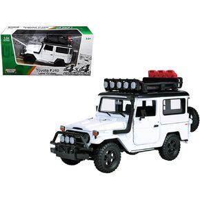 Motor Max 1974 Toyota FJ40 Land Cruiser, White 79137WT - 1/24 Scale Diecast Model Toy Car