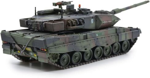 1:72 Scale Dutch Leopard 2A6NL Main Battle Tank - Woodland Camouflage - 12213 - Panzerkampf in Kuwait