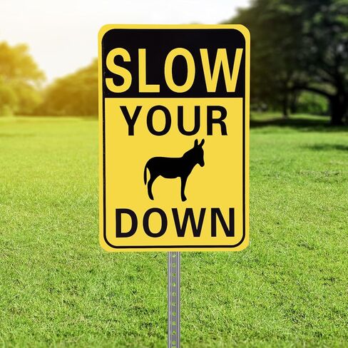 لافتة Bigtime Dog Slow Down - تحذير للحيوانات الأليفة - لافتة ألومنيوم عاكسة سهلة التحديد لسلامة الطريق - سهلة التركيب والبقع - مناسبة للممرات والساحات والطرق - مشاهدة الكلاب in Kuwait