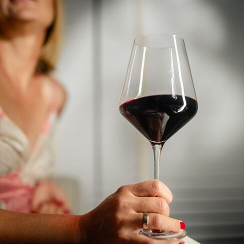 مجموعة كؤوس النبيذ الأحمر الكلاسيكية من كروسنو مكونة من 6 قطع، 16.6 أونصة، مجموعة Avant-Garde، حافة طويلة من الزجاج الكريستالي رفيعة وجذع طويل أنيق فريد من نوعه، آمن للاستخدام في غسالة الأطباق، صنع في أوروبا in Kuwait