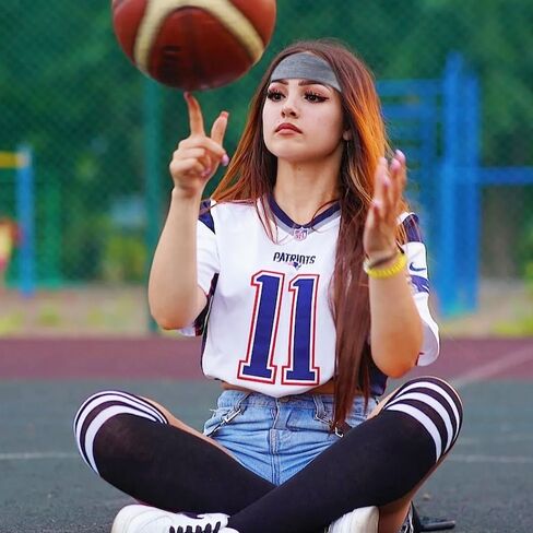 12 قطعة من عصابات الرأس النسائية غير القابلة للانزلاق عصابات شعر اليوغا للفتيات الرياضية والجري والتمرين من القماش الناعم باللون الأسود والأبيض والرمادي عصابات رأس مرنة للنساء إكسسوارات الشعر in Kuwait