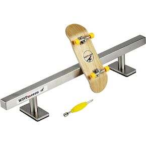 32mm Wood Bearing Wheel Fingerboard and 10" Long Metal Flat Fingerboard Rail Combination Package