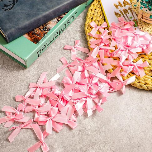 100 قطعة من الأقواس الصغيرة، أقواس سوداء صغيرة يمكنك صنعها بنفسك من قماش الساتان لتغليف الهدايا بشريط صغير القوس مصنوع مسبقًا لحقائب الحلوى وحلوى الكيك وحفلات الزفاف وحفلات الزفاف وديكور عيد الميلاد (أسود) in Kuwait