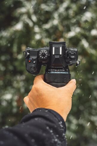 OM SYSTEM Olympus OM-1 Mark II Micro Four Thirds System Camera M.Zuiko Digital ED 12-40mm F2.8 PRO II Lens kit Weather Sealed Design, (US Manufacturer Warranty) | 12-40mm F2.8 PRO Lens kit Weather Sealed Design, (US Manufacturer Warranty) in Saudi Arabia