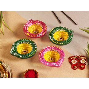 Handmade Terracoaat Set of 4 Green & Pink Clay Diya for Diwali/Navratri Decorations Oil Lamp Diwali Clay Diya Tea Light Holder Indian Decor Festival Gifts Puja Items