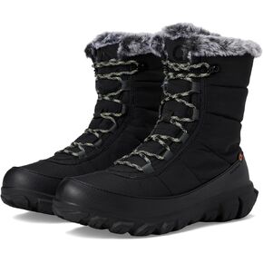 BOGS Women's Cedar Quilt Lace Snow Boot