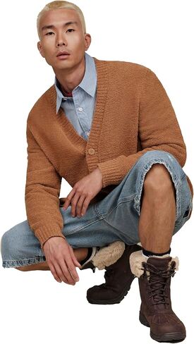 UGG Men's Lowry Cardigan in Saudi Arabia