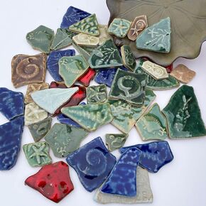 LITMIND 1.1LB Blue & White Ceramic Mosaic Tiles for Crafts, Bulk Irregular Porcelain Pieces - Perfect for Mosaic Art Projects & Garden Decor
