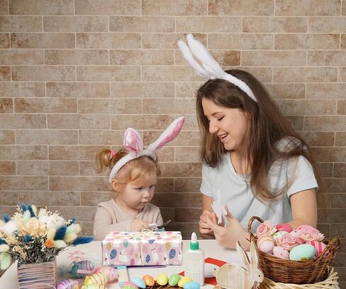 ورق تغليف عيد الفصح للأطفال من SaringSwoon - غلاف هدية مع حروف مرحبًا بعيد الفصح وتصميمات الأرنب والبيض والزهور والجنوم - 20 × 29 بوصة، 8 أوراق مطوية in Kuwait