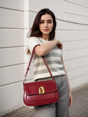 Small Shoulder Bag for Women, Adjustable Strap Leather Crossbody Purses - Clutch Tote Handbag Cute Hobo Bags Trendy Purse in Kuwait