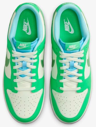 Nike Men's Low-top Sneakers in Saudi Arabia