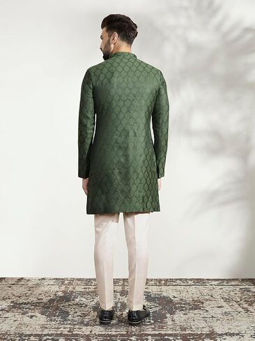 طقم بنطلون Indo Western Sherwani للرجال من KISAH، مزيج من حرير الزيتون، تصميم منسوج، ياقة ماندرين وأكمام طويلة (M) in Kuwait