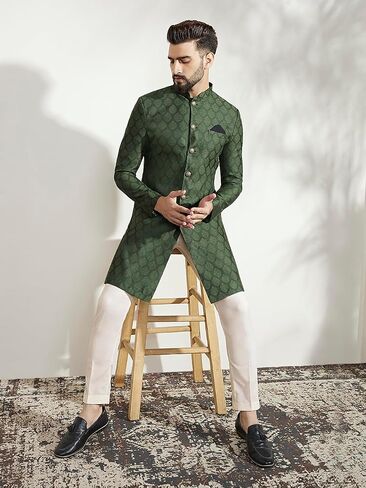 طقم بنطلون Indo Western Sherwani للرجال من KISAH، مزيج من حرير الزيتون، تصميم منسوج، ياقة ماندرين وأكمام طويلة (M) in Kuwait