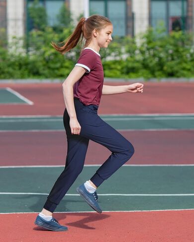 HASMES Girls Joggers Pants Lightweight Sweatpants for Girls with Pockets Kids Soft Athletic Pants for Yoga Running Dance in Kuwait