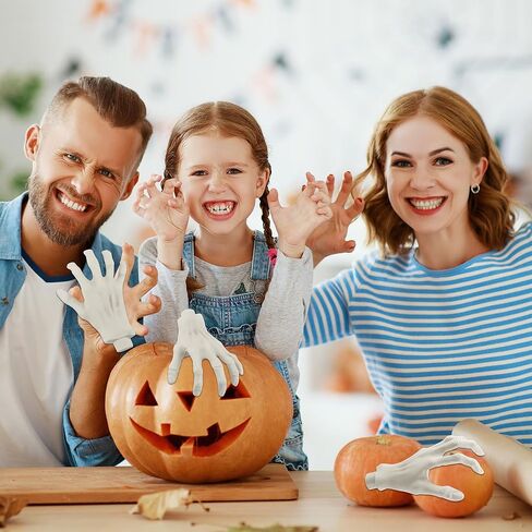 8 قطع من أيدي الزومبي للهالوين يد بلاستيكية وهمية هيكل عظمي واقعي للهالوين زينة دعائم منزل مسكون in Kuwait