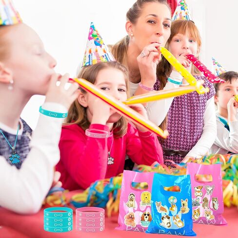 110 قطعة من هدايا حفلات الكلاب والجرو وقلادات الأساور المصنوعة من السيليكون وحقائب الهدايا الجيدة وشارات الأزرار لحفلات أعياد الميلاد وديكورات حفلات استقبال المولود الجديد ومكافآت الفصول الدراسية ومستلزمات موضوعات الكلاب in Kuwait