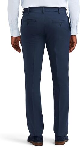 Izod Men's Non-Iron Stretch Straight Fit Flat Front Traveler Chino Pant in Kuwait