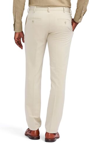 Izod Men's Non-Iron Stretch Straight Fit Flat Front Traveler Chino Pant in Kuwait