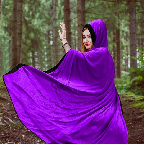 عباءة بغطاء للرأس مخملية لأزياء الهالوين التنكرية، للجنسين in Saudi Arabia